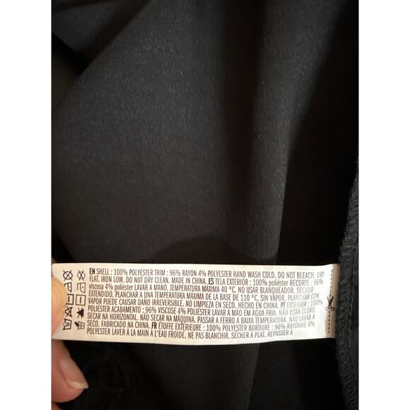 Forever 21 Women’s Fringe Trim Satin Kimono Cardigan Black, New With Tags Size M - Picture 8 of 8